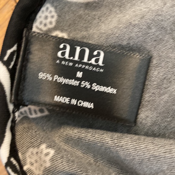 *last chance* a.n.a | Women’s black dress with white design - Picture 11 of 16